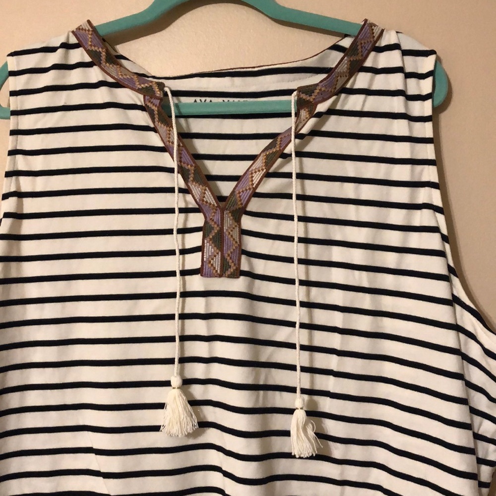 3X sleeveless dress- black and white stripes